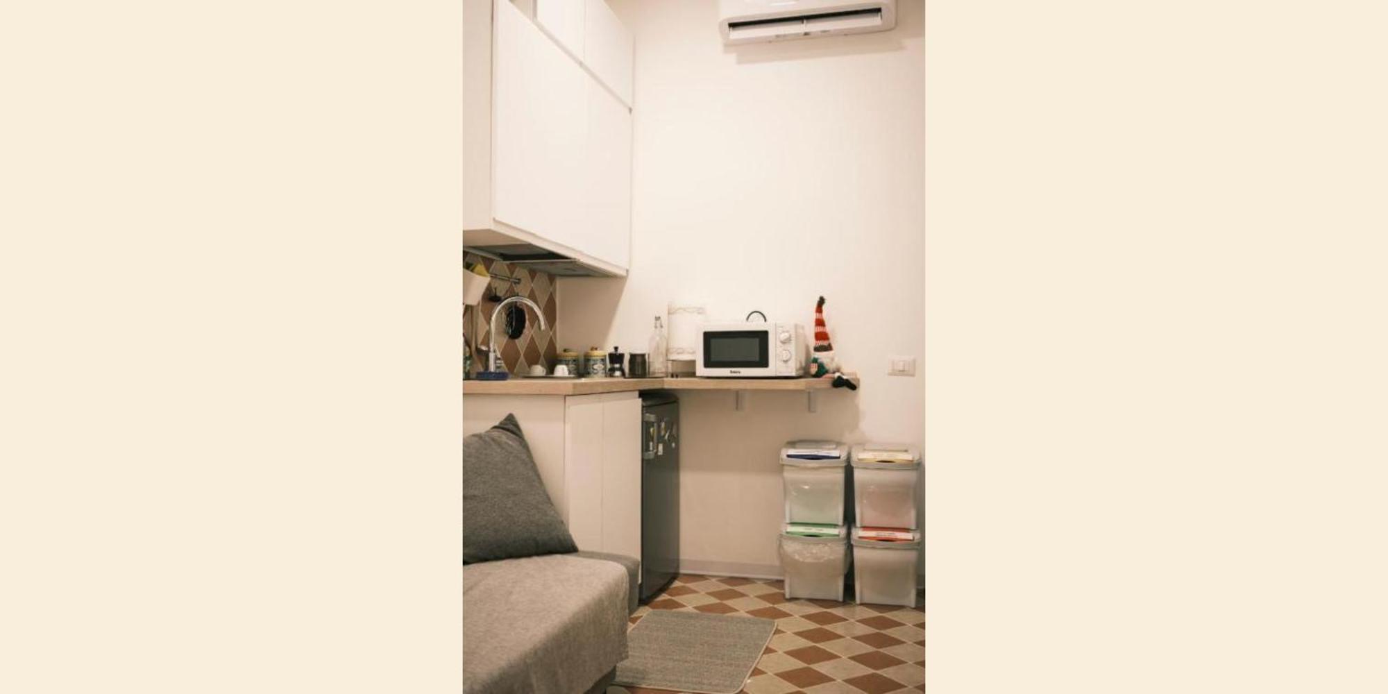 Nespolino, Piccola Casetta In Centro Storico Al Piano Terra Con Piccolo Spazio Esterno Privato เนเปิลส์ ภายนอก รูปภาพ